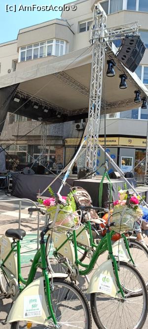 [P17] Scena din zona evenimentului. » foto by tata123 🔱
 - 
<span class="allrVoted glyphicon glyphicon-heart hidden" id="av1523636"></span>
<a class="m-l-10 hidden" id="sv1523636" onclick="voting_Foto_DelVot(,1523636,14175)" role="button">șterge vot <span class="glyphicon glyphicon-remove"></span></a>
<a id="v91523636" class=" c-red"  onclick="voting_Foto_SetVot(1523636)" role="button"><span class="glyphicon glyphicon-heart-empty"></span> <b>LIKE</b> = Votează poza</a> <img class="hidden"  id="f1523636W9" src="/imagini/loader.gif" border="0" /><span class="AjErrMes hidden" id="e1523636ErM"></span>