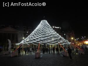 [P07] În Piața Universității se afla „Pavilionul”.  » foto by tata123 🔱
 - 
<span class="allrVoted glyphicon glyphicon-heart hidden" id="av1066066"></span>
<a class="m-l-10 hidden" id="sv1066066" onclick="voting_Foto_DelVot(,1066066,14175)" role="button">șterge vot <span class="glyphicon glyphicon-remove"></span></a>
<a id="v91066066" class=" c-red"  onclick="voting_Foto_SetVot(1066066)" role="button"><span class="glyphicon glyphicon-heart-empty"></span> <b>LIKE</b> = Votează poza</a> <img class="hidden"  id="f1066066W9" src="/imagini/loader.gif" border="0" /><span class="AjErrMes hidden" id="e1066066ErM"></span>