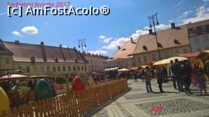 [P01] Oua gigant in Piata Mare Sibiu » foto by AZE
 - 
<span class="allrVoted glyphicon glyphicon-heart hidden" id="av846050"></span>
<a class="m-l-10 hidden" id="sv846050" onclick="voting_Foto_DelVot(,846050,14186)" role="button">șterge vot <span class="glyphicon glyphicon-remove"></span></a>
<a id="v9846050" class=" c-red"  onclick="voting_Foto_SetVot(846050)" role="button"><span class="glyphicon glyphicon-heart-empty"></span> <b>LIKE</b> = Votează poza</a> <img class="hidden"  id="f846050W9" src="/imagini/loader.gif" border="0" /><span class="AjErrMes hidden" id="e846050ErM"></span>