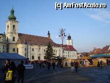 [P02] Sibiu -Piata Mare - Targul de Craciun » foto by Diaura*
 - 
<span class="allrVoted glyphicon glyphicon-heart hidden" id="av284224"></span>
<a class="m-l-10 hidden" id="sv284224" onclick="voting_Foto_DelVot(,284224,14186)" role="button">șterge vot <span class="glyphicon glyphicon-remove"></span></a>
<a id="v9284224" class=" c-red"  onclick="voting_Foto_SetVot(284224)" role="button"><span class="glyphicon glyphicon-heart-empty"></span> <b>LIKE</b> = Votează poza</a> <img class="hidden"  id="f284224W9" src="/imagini/loader.gif" border="0" /><span class="AjErrMes hidden" id="e284224ErM"></span>