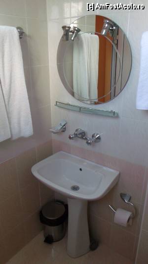 [P09] Hotel Aneli, Sandanski - baia » foto by Dragoș_MD
 - 
<span class="allrVoted glyphicon glyphicon-heart hidden" id="av422698"></span>
<a class="m-l-10 hidden" id="sv422698" onclick="voting_Foto_DelVot(,422698,14192)" role="button">șterge vot <span class="glyphicon glyphicon-remove"></span></a>
<a id="v9422698" class=" c-red"  onclick="voting_Foto_SetVot(422698)" role="button"><span class="glyphicon glyphicon-heart-empty"></span> <b>LIKE</b> = Votează poza</a> <img class="hidden"  id="f422698W9" src="/imagini/loader.gif" border="0" /><span class="AjErrMes hidden" id="e422698ErM"></span>