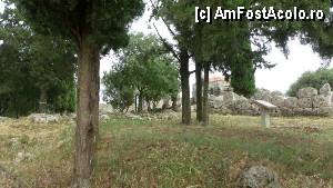 [P119] Nekromanteion - privim peste gard...  » foto by Dragoș_MD
 - 
<span class="allrVoted glyphicon glyphicon-heart hidden" id="av423836"></span>
<a class="m-l-10 hidden" id="sv423836" onclick="voting_Foto_DelVot(,423836,14195)" role="button">șterge vot <span class="glyphicon glyphicon-remove"></span></a>
<a id="v9423836" class=" c-red"  onclick="voting_Foto_SetVot(423836)" role="button"><span class="glyphicon glyphicon-heart-empty"></span> <b>LIKE</b> = Votează poza</a> <img class="hidden"  id="f423836W9" src="/imagini/loader.gif" border="0" /><span class="AjErrMes hidden" id="e423836ErM"></span>