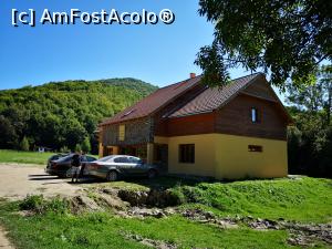 [P01] Centrul de vizitare în fața căruia am lăsat mașina » foto by crismis
 - 
<span class="allrVoted glyphicon glyphicon-heart hidden" id="av1202550"></span>
<a class="m-l-10 hidden" id="sv1202550" onclick="voting_Foto_DelVot(,1202550,14212)" role="button">șterge vot <span class="glyphicon glyphicon-remove"></span></a>
<a id="v91202550" class=" c-red"  onclick="voting_Foto_SetVot(1202550)" role="button"><span class="glyphicon glyphicon-heart-empty"></span> <b>LIKE</b> = Votează poza</a> <img class="hidden"  id="f1202550W9" src="/imagini/loader.gif" border="0" /><span class="AjErrMes hidden" id="e1202550ErM"></span>