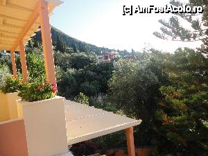 [P05] Vedere din balcon spre munte.  » foto by maryka
 - 
<span class="allrVoted glyphicon glyphicon-heart hidden" id="av424483"></span>
<a class="m-l-10 hidden" id="sv424483" onclick="voting_Foto_DelVot(,424483,14240)" role="button">șterge vot <span class="glyphicon glyphicon-remove"></span></a>
<a id="v9424483" class=" c-red"  onclick="voting_Foto_SetVot(424483)" role="button"><span class="glyphicon glyphicon-heart-empty"></span> <b>LIKE</b> = Votează poza</a> <img class="hidden"  id="f424483W9" src="/imagini/loader.gif" border="0" /><span class="AjErrMes hidden" id="e424483ErM"></span>