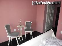 [P10] Pensiunea Hil - interior cameră de la etaj » foto by danoradea
 - 
<span class="allrVoted glyphicon glyphicon-heart hidden" id="av424770"></span>
<a class="m-l-10 hidden" id="sv424770" onclick="voting_Foto_DelVot(,424770,14242)" role="button">șterge vot <span class="glyphicon glyphicon-remove"></span></a>
<a id="v9424770" class=" c-red"  onclick="voting_Foto_SetVot(424770)" role="button"><span class="glyphicon glyphicon-heart-empty"></span> <b>LIKE</b> = Votează poza</a> <img class="hidden"  id="f424770W9" src="/imagini/loader.gif" border="0" /><span class="AjErrMes hidden" id="e424770ErM"></span>