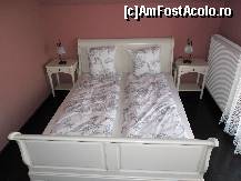 [P09] Pensiunea Hil - interiorul celei de a doua camere cu pat matrimonial » foto by danoradea
 - 
<span class="allrVoted glyphicon glyphicon-heart hidden" id="av424768"></span>
<a class="m-l-10 hidden" id="sv424768" onclick="voting_Foto_DelVot(,424768,14242)" role="button">șterge vot <span class="glyphicon glyphicon-remove"></span></a>
<a id="v9424768" class=" c-red"  onclick="voting_Foto_SetVot(424768)" role="button"><span class="glyphicon glyphicon-heart-empty"></span> <b>LIKE</b> = Votează poza</a> <img class="hidden"  id="f424768W9" src="/imagini/loader.gif" border="0" /><span class="AjErrMes hidden" id="e424768ErM"></span>