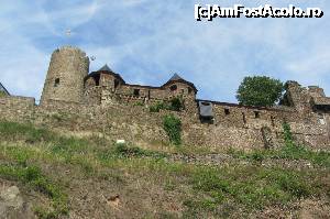 [P16] Am parasit castelul si ma avant la vale pe o poteca folosita cred doar de caprele negre din zona » foto by Radu Tudoran
 - 
<span class="allrVoted glyphicon glyphicon-heart hidden" id="av700369"></span>
<a class="m-l-10 hidden" id="sv700369" onclick="voting_Foto_DelVot(,700369,14243)" role="button">șterge vot <span class="glyphicon glyphicon-remove"></span></a>
<a id="v9700369" class=" c-red"  onclick="voting_Foto_SetVot(700369)" role="button"><span class="glyphicon glyphicon-heart-empty"></span> <b>LIKE</b> = Votează poza</a> <img class="hidden"  id="f700369W9" src="/imagini/loader.gif" border="0" /><span class="AjErrMes hidden" id="e700369ErM"></span>