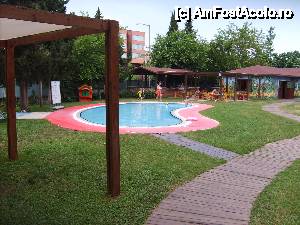 [P29] Club Marco Polo - miniclub, piscina pentru copii si in findal se vede coltul cu mancare.  » foto by Andox
 - 
<span class="allrVoted glyphicon glyphicon-heart hidden" id="av425673"></span>
<a class="m-l-10 hidden" id="sv425673" onclick="voting_Foto_DelVot(,425673,14263)" role="button">șterge vot <span class="glyphicon glyphicon-remove"></span></a>
<a id="v9425673" class=" c-red"  onclick="voting_Foto_SetVot(425673)" role="button"><span class="glyphicon glyphicon-heart-empty"></span> <b>LIKE</b> = Votează poza</a> <img class="hidden"  id="f425673W9" src="/imagini/loader.gif" border="0" /><span class="AjErrMes hidden" id="e425673ErM"></span>