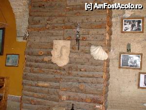 [P06] Detaliu din restaurant » foto by Silviu Lache
 - 
<span class="allrVoted glyphicon glyphicon-heart hidden" id="av425781"></span>
<a class="m-l-10 hidden" id="sv425781" onclick="voting_Foto_DelVot(,425781,14267)" role="button">șterge vot <span class="glyphicon glyphicon-remove"></span></a>
<a id="v9425781" class=" c-red"  onclick="voting_Foto_SetVot(425781)" role="button"><span class="glyphicon glyphicon-heart-empty"></span> <b>LIKE</b> = Votează poza</a> <img class="hidden"  id="f425781W9" src="/imagini/loader.gif" border="0" /><span class="AjErrMes hidden" id="e425781ErM"></span>