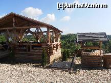 [P12] foisorul cu vedere la padure » foto by FLORINA SIMON
 - 
<span class="allrVoted glyphicon glyphicon-heart hidden" id="av426299"></span>
<a class="m-l-10 hidden" id="sv426299" onclick="voting_Foto_DelVot(,426299,14277)" role="button">șterge vot <span class="glyphicon glyphicon-remove"></span></a>
<a id="v9426299" class=" c-red"  onclick="voting_Foto_SetVot(426299)" role="button"><span class="glyphicon glyphicon-heart-empty"></span> <b>LIKE</b> = Votează poza</a> <img class="hidden"  id="f426299W9" src="/imagini/loader.gif" border="0" /><span class="AjErrMes hidden" id="e426299ErM"></span>