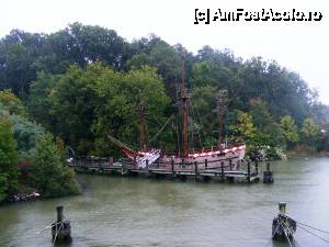 [P13] Jamestown - vedere spre ”port” » foto by makuy*
 - 
<span class="allrVoted glyphicon glyphicon-heart hidden" id="av429193"></span>
<a class="m-l-10 hidden" id="sv429193" onclick="voting_Foto_DelVot(,429193,14285)" role="button">șterge vot <span class="glyphicon glyphicon-remove"></span></a>
<a id="v9429193" class=" c-red"  onclick="voting_Foto_SetVot(429193)" role="button"><span class="glyphicon glyphicon-heart-empty"></span> <b>LIKE</b> = Votează poza</a> <img class="hidden"  id="f429193W9" src="/imagini/loader.gif" border="0" /><span class="AjErrMes hidden" id="e429193ErM"></span>