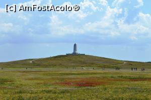 [P17] Memorialul Primului Zbor - dealul de unde s-au lansat frații Wright cu planorul. Acum se ridică monumentul Primului Zbor » foto by makuy*
 - 
<span class="allrVoted glyphicon glyphicon-heart hidden" id="av755280"></span>
<a class="m-l-10 hidden" id="sv755280" onclick="voting_Foto_DelVot(,755280,14285)" role="button">șterge vot <span class="glyphicon glyphicon-remove"></span></a>
<a id="v9755280" class=" c-red"  onclick="voting_Foto_SetVot(755280)" role="button"><span class="glyphicon glyphicon-heart-empty"></span> <b>LIKE</b> = Votează poza</a> <img class="hidden"  id="f755280W9" src="/imagini/loader.gif" border="0" /><span class="AjErrMes hidden" id="e755280ErM"></span>