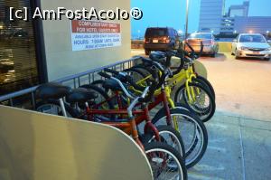 [P36] Virginia Beach - bicicletele de la Breakers Inn Resort » foto by makuy*
 - 
<span class="allrVoted glyphicon glyphicon-heart hidden" id="av755303"></span>
<a class="m-l-10 hidden" id="sv755303" onclick="voting_Foto_DelVot(,755303,14285)" role="button">șterge vot <span class="glyphicon glyphicon-remove"></span></a>
<a id="v9755303" class=" c-red"  onclick="voting_Foto_SetVot(755303)" role="button"><span class="glyphicon glyphicon-heart-empty"></span> <b>LIKE</b> = Votează poza</a> <img class="hidden"  id="f755303W9" src="/imagini/loader.gif" border="0" /><span class="AjErrMes hidden" id="e755303ErM"></span>