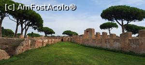 [P51] În cartierul celor înstăriţi din Ostia » foto by irinad
 - 
<span class="allrVoted glyphicon glyphicon-heart hidden" id="av1379990"></span>
<a class="m-l-10 hidden" id="sv1379990" onclick="voting_Foto_DelVot(,1379990,14290)" role="button">șterge vot <span class="glyphicon glyphicon-remove"></span></a>
<a id="v91379990" class=" c-red"  onclick="voting_Foto_SetVot(1379990)" role="button"><span class="glyphicon glyphicon-heart-empty"></span> <b>LIKE</b> = Votează poza</a> <img class="hidden"  id="f1379990W9" src="/imagini/loader.gif" border="0" /><span class="AjErrMes hidden" id="e1379990ErM"></span>