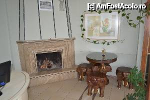 [P15] In sala de mese.  » foto by paskal
 - 
<span class="allrVoted glyphicon glyphicon-heart hidden" id="av427284"></span>
<a class="m-l-10 hidden" id="sv427284" onclick="voting_Foto_DelVot(,427284,14293)" role="button">șterge vot <span class="glyphicon glyphicon-remove"></span></a>
<a id="v9427284" class=" c-red"  onclick="voting_Foto_SetVot(427284)" role="button"><span class="glyphicon glyphicon-heart-empty"></span> <b>LIKE</b> = Votează poza</a> <img class="hidden"  id="f427284W9" src="/imagini/loader.gif" border="0" /><span class="AjErrMes hidden" id="e427284ErM"></span>