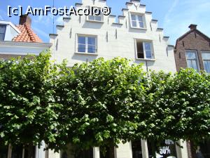 [P18] Admir frontoane si fatade de case vechi » foto by mireille
 - 
<span class="allrVoted glyphicon glyphicon-heart hidden" id="av910194"></span>
<a class="m-l-10 hidden" id="sv910194" onclick="voting_Foto_DelVot(,910194,14304)" role="button">șterge vot <span class="glyphicon glyphicon-remove"></span></a>
<a id="v9910194" class=" c-red"  onclick="voting_Foto_SetVot(910194)" role="button"><span class="glyphicon glyphicon-heart-empty"></span> <b>LIKE</b> = Votează poza</a> <img class="hidden"  id="f910194W9" src="/imagini/loader.gif" border="0" /><span class="AjErrMes hidden" id="e910194ErM"></span>