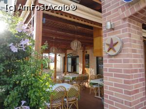 [P04] Terasa restaurantului Oliva, chiar lângă hotelul nostru, Asterias Vilage.  » foto by maryka
 - 
<span class="allrVoted glyphicon glyphicon-heart hidden" id="av943004"></span>
<a class="m-l-10 hidden" id="sv943004" onclick="voting_Foto_DelVot(,943004,14327)" role="button">șterge vot <span class="glyphicon glyphicon-remove"></span></a>
<a id="v9943004" class=" c-red"  onclick="voting_Foto_SetVot(943004)" role="button"><span class="glyphicon glyphicon-heart-empty"></span> <b>LIKE</b> = Votează poza</a> <img class="hidden"  id="f943004W9" src="/imagini/loader.gif" border="0" /><span class="AjErrMes hidden" id="e943004ErM"></span>