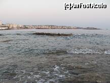 [P10] Jumatate de Hersonisso, inainte de rasarit, marea valurea frumos, v-am spus ca m-am plimbat mult in asteptarea rasaritului :)
Poza precedenta cu portul era facuta de langa taverna alba din colul din stanga » foto by AndreeaG
 - 
<span class="allrVoted glyphicon glyphicon-heart hidden" id="av268944"></span>
<a class="m-l-10 hidden" id="sv268944" onclick="voting_Foto_DelVot(,268944,14327)" role="button">șterge vot <span class="glyphicon glyphicon-remove"></span></a>
<a id="v9268944" class=" c-red"  onclick="voting_Foto_SetVot(268944)" role="button"><span class="glyphicon glyphicon-heart-empty"></span> <b>LIKE</b> = Votează poza</a> <img class="hidden"  id="f268944W9" src="/imagini/loader.gif" border="0" /><span class="AjErrMes hidden" id="e268944ErM"></span>