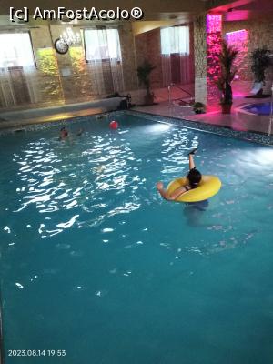 [P05] Piscina puțin sărată » foto by Ivonika*
 - 
<span class="allrVoted glyphicon glyphicon-heart hidden" id="av1381472"></span>
<a class="m-l-10 hidden" id="sv1381472" onclick="voting_Foto_DelVot(,1381472,14342)" role="button">șterge vot <span class="glyphicon glyphicon-remove"></span></a>
<a id="v91381472" class=" c-red"  onclick="voting_Foto_SetVot(1381472)" role="button"><span class="glyphicon glyphicon-heart-empty"></span> <b>LIKE</b> = Votează poza</a> <img class="hidden"  id="f1381472W9" src="/imagini/loader.gif" border="0" /><span class="AjErrMes hidden" id="e1381472ErM"></span>