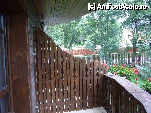 [P03] Cabana Perla Trascaului - vedere din balcon catre manastire » foto by turist.real
 - 
<span class="allrVoted glyphicon glyphicon-heart hidden" id="av431488"></span>
<a class="m-l-10 hidden" id="sv431488" onclick="voting_Foto_DelVot(,431488,14395)" role="button">șterge vot <span class="glyphicon glyphicon-remove"></span></a>
<a id="v9431488" class=" c-red"  onclick="voting_Foto_SetVot(431488)" role="button"><span class="glyphicon glyphicon-heart-empty"></span> <b>LIKE</b> = Votează poza</a> <img class="hidden"  id="f431488W9" src="/imagini/loader.gif" border="0" /><span class="AjErrMes hidden" id="e431488ErM"></span>