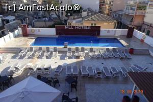[P05] Piscina situata la etajul 1, cred » foto by vacantamea2012
 - 
<span class="allrVoted glyphicon glyphicon-heart hidden" id="av1081812"></span>
<a class="m-l-10 hidden" id="sv1081812" onclick="voting_Foto_DelVot(,1081812,14407)" role="button">șterge vot <span class="glyphicon glyphicon-remove"></span></a>
<a id="v91081812" class=" c-red"  onclick="voting_Foto_SetVot(1081812)" role="button"><span class="glyphicon glyphicon-heart-empty"></span> <b>LIKE</b> = Votează poza</a> <img class="hidden"  id="f1081812W9" src="/imagini/loader.gif" border="0" /><span class="AjErrMes hidden" id="e1081812ErM"></span>