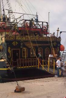 [P01] Un yacht de epoca - de fapt el construit recent » foto by Aeerdna*
 - 
<span class="allrVoted glyphicon glyphicon-heart hidden" id="av157754"></span>
<a class="m-l-10 hidden" id="sv157754" onclick="voting_Foto_DelVot(,157754,14414)" role="button">șterge vot <span class="glyphicon glyphicon-remove"></span></a>
<a id="v9157754" class=" c-red"  onclick="voting_Foto_SetVot(157754)" role="button"><span class="glyphicon glyphicon-heart-empty"></span> <b>LIKE</b> = Votează poza</a> <img class="hidden"  id="f157754W9" src="/imagini/loader.gif" border="0" /><span class="AjErrMes hidden" id="e157754ErM"></span>