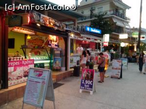 [P20] Prin bazarul de la Skala Potamias, seara se vand si placinte calde cu gem, nutela, branza, etc (2,5-3 euro)  » foto by dorgo
 - 
<span class="allrVoted glyphicon glyphicon-heart hidden" id="av758107"></span>
<a class="m-l-10 hidden" id="sv758107" onclick="voting_Foto_DelVot(,758107,14421)" role="button">șterge vot <span class="glyphicon glyphicon-remove"></span></a>
<a id="v9758107" class=" c-red"  onclick="voting_Foto_SetVot(758107)" role="button"><span class="glyphicon glyphicon-heart-empty"></span> <b>LIKE</b> = Votează poza</a> <img class="hidden"  id="f758107W9" src="/imagini/loader.gif" border="0" /><span class="AjErrMes hidden" id="e758107ErM"></span>