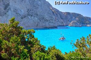 [P10] Barcuta de la Porto Katsiki.  » foto by Vlahos2003
 - 
<span class="allrVoted glyphicon glyphicon-heart hidden" id="av521509"></span>
<a class="m-l-10 hidden" id="sv521509" onclick="voting_Foto_DelVot(,521509,14442)" role="button">șterge vot <span class="glyphicon glyphicon-remove"></span></a>
<a id="v9521509" class=" c-red"  onclick="voting_Foto_SetVot(521509)" role="button"><span class="glyphicon glyphicon-heart-empty"></span> <b>LIKE</b> = Votează poza</a> <img class="hidden"  id="f521509W9" src="/imagini/loader.gif" border="0" /><span class="AjErrMes hidden" id="e521509ErM"></span>