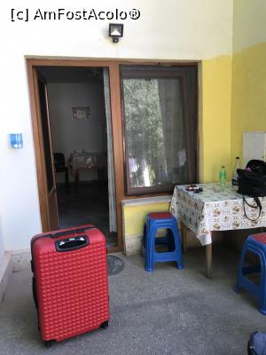 [P30] Intrarea in apartament » foto by krisstinna
 - 
<span class="allrVoted glyphicon glyphicon-heart hidden" id="av1173469"></span>
<a class="m-l-10 hidden" id="sv1173469" onclick="voting_Foto_DelVot(,1173469,14457)" role="button">șterge vot <span class="glyphicon glyphicon-remove"></span></a>
<a id="v91173469" class=" c-red"  onclick="voting_Foto_SetVot(1173469)" role="button"><span class="glyphicon glyphicon-heart-empty"></span> <b>LIKE</b> = Votează poza</a> <img class="hidden"  id="f1173469W9" src="/imagini/loader.gif" border="0" /><span class="AjErrMes hidden" id="e1173469ErM"></span>