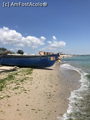 [P51] Plaja pescărușilor era până la bărcuță, în stânga aveam Poarta Apelor » foto by krisstinna
 - 
<span class="allrVoted glyphicon glyphicon-heart hidden" id="av1175551"></span>
<a class="m-l-10 hidden" id="sv1175551" onclick="voting_Foto_DelVot(,1175551,14458)" role="button">șterge vot <span class="glyphicon glyphicon-remove"></span></a>
<a id="v91175551" class=" c-red"  onclick="voting_Foto_SetVot(1175551)" role="button"><span class="glyphicon glyphicon-heart-empty"></span> <b>LIKE</b> = Votează poza</a> <img class="hidden"  id="f1175551W9" src="/imagini/loader.gif" border="0" /><span class="AjErrMes hidden" id="e1175551ErM"></span>