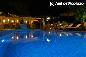[P06] Kastro Maistro Lefkada.  » foto by RamonaH*
 - 
<span class="allrVoted glyphicon glyphicon-heart hidden" id="av434378"></span>
<a class="m-l-10 hidden" id="sv434378" onclick="voting_Foto_DelVot(,434378,14459)" role="button">șterge vot <span class="glyphicon glyphicon-remove"></span></a>
<a id="v9434378" class=" c-red"  onclick="voting_Foto_SetVot(434378)" role="button"><span class="glyphicon glyphicon-heart-empty"></span> <b>LIKE</b> = Votează poza</a> <img class="hidden"  id="f434378W9" src="/imagini/loader.gif" border="0" /><span class="AjErrMes hidden" id="e434378ErM"></span>