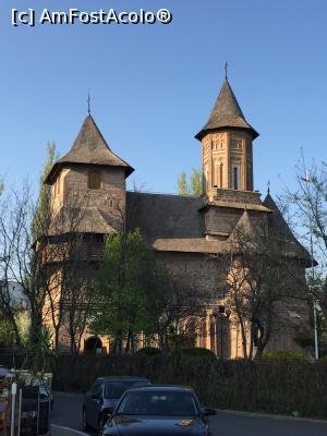 [P02] Biserica Fortificata Precista din Galati - vecina cu Hotel faleza » foto by Dan&Ema
 - 
<span class="allrVoted glyphicon glyphicon-heart hidden" id="av854740"></span>
<a class="m-l-10 hidden" id="sv854740" onclick="voting_Foto_DelVot(,854740,14467)" role="button">șterge vot <span class="glyphicon glyphicon-remove"></span></a>
<a id="v9854740" class=" c-red"  onclick="voting_Foto_SetVot(854740)" role="button"><span class="glyphicon glyphicon-heart-empty"></span> <b>LIKE</b> = Votează poza</a> <img class="hidden"  id="f854740W9" src="/imagini/loader.gif" border="0" /><span class="AjErrMes hidden" id="e854740ErM"></span>