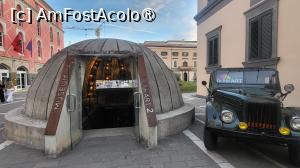 [P08] Unul dintre fostele buncare nucleare, aflat in apropierea pietei Skanderbeg a fost transformat in muzeu, Bunk’Art 2, dezvaluind secretele „Sigurimi”, politia secreta a dictatorului Enver Hodja. » foto by geani anto
 - 
<span class="allrVoted glyphicon glyphicon-heart hidden" id="av1531356"></span>
<a class="m-l-10 hidden" id="sv1531356" onclick="voting_Foto_DelVot(,1531356,14472)" role="button">șterge vot <span class="glyphicon glyphicon-remove"></span></a>
<a id="v91531356" class=" c-red"  onclick="voting_Foto_SetVot(1531356)" role="button"><span class="glyphicon glyphicon-heart-empty"></span> <b>LIKE</b> = Votează poza</a> <img class="hidden"  id="f1531356W9" src="/imagini/loader.gif" border="0" /><span class="AjErrMes hidden" id="e1531356ErM"></span>