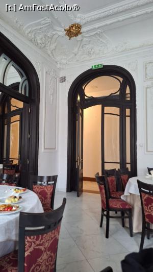 [P19] Zona estaurantului » foto by sunflower
 - 
<span class="allrVoted glyphicon glyphicon-heart hidden" id="av1418654"></span>
<a class="m-l-10 hidden" id="sv1418654" onclick="voting_Foto_DelVot(,1418654,14481)" role="button">șterge vot <span class="glyphicon glyphicon-remove"></span></a>
<a id="v91418654" class=" c-red"  onclick="voting_Foto_SetVot(1418654)" role="button"><span class="glyphicon glyphicon-heart-empty"></span> <b>LIKE</b> = Votează poza</a> <img class="hidden"  id="f1418654W9" src="/imagini/loader.gif" border="0" /><span class="AjErrMes hidden" id="e1418654ErM"></span>