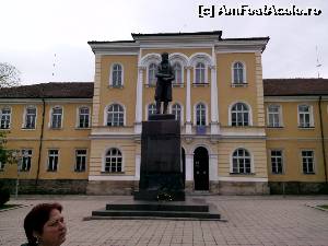 [P35] Liceu in Gabrovo (Aprilovskata Gimnazia)  » foto by georgel
 - 
<span class="allrVoted glyphicon glyphicon-heart hidden" id="av620084"></span>
<a class="m-l-10 hidden" id="sv620084" onclick="voting_Foto_DelVot(,620084,14493)" role="button">șterge vot <span class="glyphicon glyphicon-remove"></span></a>
<a id="v9620084" class=" c-red"  onclick="voting_Foto_SetVot(620084)" role="button"><span class="glyphicon glyphicon-heart-empty"></span> <b>LIKE</b> = Votează poza</a> <img class="hidden"  id="f620084W9" src="/imagini/loader.gif" border="0" /><span class="AjErrMes hidden" id="e620084ErM"></span>