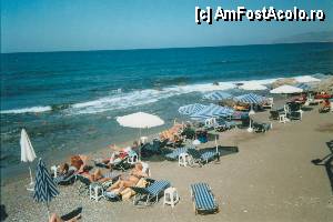 [P03] Plaja Palmera de langa hotelul meu-Hersonissos » foto by mireille
 - 
<span class="allrVoted glyphicon glyphicon-heart hidden" id="av436214"></span>
<a class="m-l-10 hidden" id="sv436214" onclick="voting_Foto_DelVot(,436214,14508)" role="button">șterge vot <span class="glyphicon glyphicon-remove"></span></a>
<a id="v9436214" class=" c-red"  onclick="voting_Foto_SetVot(436214)" role="button"><span class="glyphicon glyphicon-heart-empty"></span> <b>LIKE</b> = Votează poza</a> <img class="hidden"  id="f436214W9" src="/imagini/loader.gif" border="0" /><span class="AjErrMes hidden" id="e436214ErM"></span>