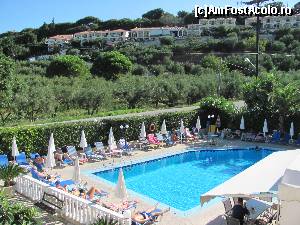 [P14] vedere din balcon spre piscina si hotelul Zante Pallas**** » foto by mulinita
 - 
<span class="allrVoted glyphicon glyphicon-heart hidden" id="av667216"></span>
<a class="m-l-10 hidden" id="sv667216" onclick="voting_Foto_DelVot(,667216,14510)" role="button">șterge vot <span class="glyphicon glyphicon-remove"></span></a>
<a id="v9667216" class=" c-red"  onclick="voting_Foto_SetVot(667216)" role="button"><span class="glyphicon glyphicon-heart-empty"></span> <b>LIKE</b> = Votează poza</a> <img class="hidden"  id="f667216W9" src="/imagini/loader.gif" border="0" /><span class="AjErrMes hidden" id="e667216ErM"></span>