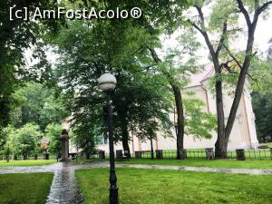 [P33] Parcul Elisabeta-în fundal biserica sf Iosif » foto by AZE
 - 
<span class="allrVoted glyphicon glyphicon-heart hidden" id="av1330210"></span>
<a class="m-l-10 hidden" id="sv1330210" onclick="voting_Foto_DelVot(,1330210,14513)" role="button">șterge vot <span class="glyphicon glyphicon-remove"></span></a>
<a id="v91330210" class=" c-red"  onclick="voting_Foto_SetVot(1330210)" role="button"><span class="glyphicon glyphicon-heart-empty"></span> <b>LIKE</b> = Votează poza</a> <img class="hidden"  id="f1330210W9" src="/imagini/loader.gif" border="0" /><span class="AjErrMes hidden" id="e1330210ErM"></span>