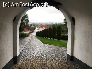 [P09] Poză făcută de sub poarta cetății » foto by AZE
 - 
<span class="allrVoted glyphicon glyphicon-heart hidden" id="av1330186"></span>
<a class="m-l-10 hidden" id="sv1330186" onclick="voting_Foto_DelVot(,1330186,14513)" role="button">șterge vot <span class="glyphicon glyphicon-remove"></span></a>
<a id="v91330186" class=" c-red"  onclick="voting_Foto_SetVot(1330186)" role="button"><span class="glyphicon glyphicon-heart-empty"></span> <b>LIKE</b> = Votează poza</a> <img class="hidden"  id="f1330186W9" src="/imagini/loader.gif" border="0" /><span class="AjErrMes hidden" id="e1330186ErM"></span>