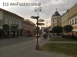 [P10] Sf&acirc;ntu Gheorghe - indicatoare spre diferite obiective » foto by mishu
 - 
<span class="allrVoted glyphicon glyphicon-heart hidden" id="av1186058"></span>
<a class="m-l-10 hidden" id="sv1186058" onclick="voting_Foto_DelVot(,1186058,14513)" role="button">șterge vot <span class="glyphicon glyphicon-remove"></span></a>
<a id="v91186058" class=" c-red"  onclick="voting_Foto_SetVot(1186058)" role="button"><span class="glyphicon glyphicon-heart-empty"></span> <b>LIKE</b> = Votează poza</a> <img class="hidden"  id="f1186058W9" src="/imagini/loader.gif" border="0" /><span class="AjErrMes hidden" id="e1186058ErM"></span>