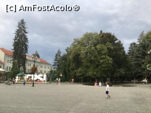 [P22] Sf&acirc;ntu Gheorghe - la plimbare » foto by mishu
 - 
<span class="allrVoted glyphicon glyphicon-heart hidden" id="av1186070"></span>
<a class="m-l-10 hidden" id="sv1186070" onclick="voting_Foto_DelVot(,1186070,14513)" role="button">șterge vot <span class="glyphicon glyphicon-remove"></span></a>
<a id="v91186070" class=" c-red"  onclick="voting_Foto_SetVot(1186070)" role="button"><span class="glyphicon glyphicon-heart-empty"></span> <b>LIKE</b> = Votează poza</a> <img class="hidden"  id="f1186070W9" src="/imagini/loader.gif" border="0" /><span class="AjErrMes hidden" id="e1186070ErM"></span>