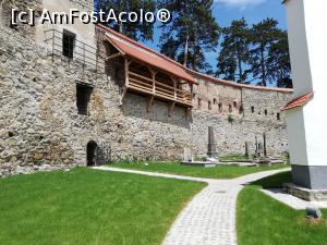 [P10] Biserica Fortificată din Sf. Gheorghe (Sepsiszentgy&ouml;rgyi V&aacute;r) » foto by ⭐ValentinB_88⭐
 - 
<span class="allrVoted glyphicon glyphicon-heart hidden" id="av1236543"></span>
<a class="m-l-10 hidden" id="sv1236543" onclick="voting_Foto_DelVot(,1236543,14513)" role="button">șterge vot <span class="glyphicon glyphicon-remove"></span></a>
<a id="v91236543" class=" c-red"  onclick="voting_Foto_SetVot(1236543)" role="button"><span class="glyphicon glyphicon-heart-empty"></span> <b>LIKE</b> = Votează poza</a> <img class="hidden"  id="f1236543W9" src="/imagini/loader.gif" border="0" /><span class="AjErrMes hidden" id="e1236543ErM"></span>