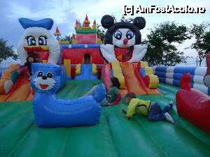 [P14] nu e Disneyland-e Babyland!  » foto by marocanu21
 - 
<span class="allrVoted glyphicon glyphicon-heart hidden" id="av436567"></span>
<a class="m-l-10 hidden" id="sv436567" onclick="voting_Foto_DelVot(,436567,14525)" role="button">șterge vot <span class="glyphicon glyphicon-remove"></span></a>
<a id="v9436567" class=" c-red"  onclick="voting_Foto_SetVot(436567)" role="button"><span class="glyphicon glyphicon-heart-empty"></span> <b>LIKE</b> = Votează poza</a> <img class="hidden"  id="f436567W9" src="/imagini/loader.gif" border="0" /><span class="AjErrMes hidden" id="e436567ErM"></span>