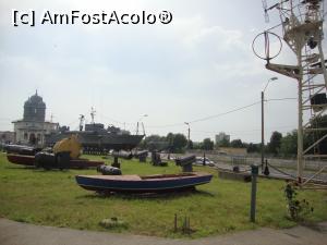 [P26] Muzeul Marinei Române – Secția Mangalia; diverse exponate aflate în curtea muzeului.  » foto by Floryn81
 - 
<span class="allrVoted glyphicon glyphicon-heart hidden" id="av752498"></span>
<a class="m-l-10 hidden" id="sv752498" onclick="voting_Foto_DelVot(,752498,14525)" role="button">șterge vot <span class="glyphicon glyphicon-remove"></span></a>
<a id="v9752498" class=" c-red"  onclick="voting_Foto_SetVot(752498)" role="button"><span class="glyphicon glyphicon-heart-empty"></span> <b>LIKE</b> = Votează poza</a> <img class="hidden"  id="f752498W9" src="/imagini/loader.gif" border="0" /><span class="AjErrMes hidden" id="e752498ErM"></span>