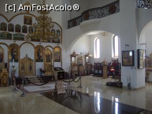 [P34] Mănăstirea ”Sfinții Ierarhi Nicolae și Bretanion” - interiorul bisericii văzut din alt unghi.  » foto by Floryn81
 - 
<span class="allrVoted glyphicon glyphicon-heart hidden" id="av753323"></span>
<a class="m-l-10 hidden" id="sv753323" onclick="voting_Foto_DelVot(,753323,14525)" role="button">șterge vot <span class="glyphicon glyphicon-remove"></span></a>
<a id="v9753323" class=" c-red"  onclick="voting_Foto_SetVot(753323)" role="button"><span class="glyphicon glyphicon-heart-empty"></span> <b>LIKE</b> = Votează poza</a> <img class="hidden"  id="f753323W9" src="/imagini/loader.gif" border="0" /><span class="AjErrMes hidden" id="e753323ErM"></span>