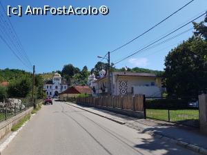[P01] Ne aflam pe strada Cloșca din municipiul Brad. Pe partea dreaptă a străzii se observă clădirea muzeului de etnografie din localitate.  » foto by Floryn81
 - 
<span class="allrVoted glyphicon glyphicon-heart hidden" id="av1132128"></span>
<a class="m-l-10 hidden" id="sv1132128" onclick="voting_Foto_DelVot(,1132128,14527)" role="button">șterge vot <span class="glyphicon glyphicon-remove"></span></a>
<a id="v91132128" class=" c-red"  onclick="voting_Foto_SetVot(1132128)" role="button"><span class="glyphicon glyphicon-heart-empty"></span> <b>LIKE</b> = Votează poza</a> <img class="hidden"  id="f1132128W9" src="/imagini/loader.gif" border="0" /><span class="AjErrMes hidden" id="e1132128ErM"></span>