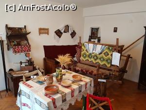 [P27] Muzeul de Istorie Locală și Etnografie din Brad - pe urmele tradițiilor și a datinilor străbune.  » foto by Floryn81
 - 
<span class="allrVoted glyphicon glyphicon-heart hidden" id="av1132154"></span>
<a class="m-l-10 hidden" id="sv1132154" onclick="voting_Foto_DelVot(,1132154,14527)" role="button">șterge vot <span class="glyphicon glyphicon-remove"></span></a>
<a id="v91132154" class=" c-red"  onclick="voting_Foto_SetVot(1132154)" role="button"><span class="glyphicon glyphicon-heart-empty"></span> <b>LIKE</b> = Votează poza</a> <img class="hidden"  id="f1132154W9" src="/imagini/loader.gif" border="0" /><span class="AjErrMes hidden" id="e1132154ErM"></span>
