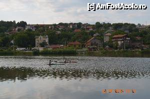 [P24] Sportivi ce se antreneaza la caiac-canoe.  » foto by fregata
 - 
<span class="allrVoted glyphicon glyphicon-heart hidden" id="av438183"></span>
<a class="m-l-10 hidden" id="sv438183" onclick="voting_Foto_DelVot(,438183,14561)" role="button">șterge vot <span class="glyphicon glyphicon-remove"></span></a>
<a id="v9438183" class=" c-red"  onclick="voting_Foto_SetVot(438183)" role="button"><span class="glyphicon glyphicon-heart-empty"></span> <b>LIKE</b> = Votează poza</a> <img class="hidden"  id="f438183W9" src="/imagini/loader.gif" border="0" /><span class="AjErrMes hidden" id="e438183ErM"></span>