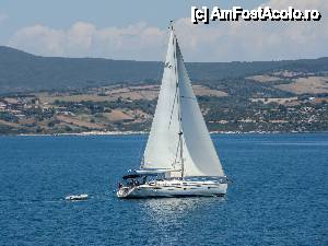 [P14] In fiecare dimineata priveam ambarcatiuni ce plecau pe mare din micutul port din fata studiourilor » foto by Muffin2009*
 - 
<span class="allrVoted glyphicon glyphicon-heart hidden" id="av438241"></span>
<a class="m-l-10 hidden" id="sv438241" onclick="voting_Foto_DelVot(,438241,14564)" role="button">șterge vot <span class="glyphicon glyphicon-remove"></span></a>
<a id="v9438241" class=" c-red"  onclick="voting_Foto_SetVot(438241)" role="button"><span class="glyphicon glyphicon-heart-empty"></span> <b>LIKE</b> = Votează poza</a> <img class="hidden"  id="f438241W9" src="/imagini/loader.gif" border="0" /><span class="AjErrMes hidden" id="e438241ErM"></span>