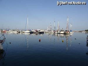 [P97] Aegina Town : ambarcațiuni în port » foto by mariana.olaru
 - 
<span class="allrVoted glyphicon glyphicon-heart hidden" id="av688190"></span>
<a class="m-l-10 hidden" id="sv688190" onclick="voting_Foto_DelVot(,688190,14569)" role="button">șterge vot <span class="glyphicon glyphicon-remove"></span></a>
<a id="v9688190" class=" c-red"  onclick="voting_Foto_SetVot(688190)" role="button"><span class="glyphicon glyphicon-heart-empty"></span> <b>LIKE</b> = Votează poza</a> <img class="hidden"  id="f688190W9" src="/imagini/loader.gif" border="0" /><span class="AjErrMes hidden" id="e688190ErM"></span>
